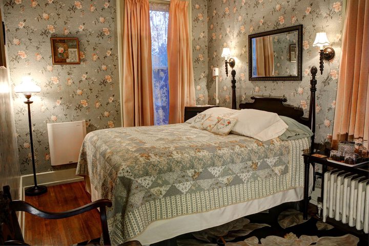 Room 20 of 46