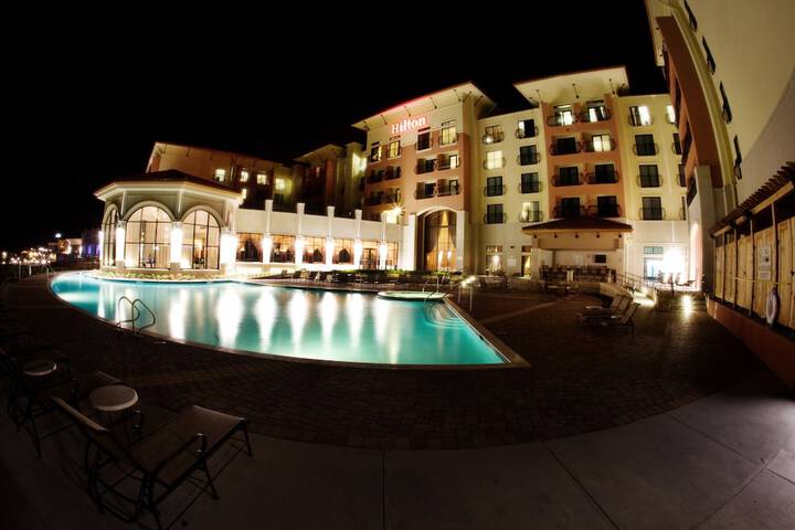 Hilton Dallas / Rockwall Lakefront