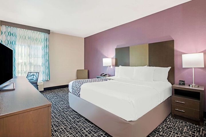 La Quinta Inn & Suites by Wyndham Corpus Christi - Portland
