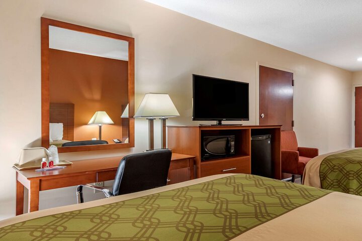 Room 15 of 26