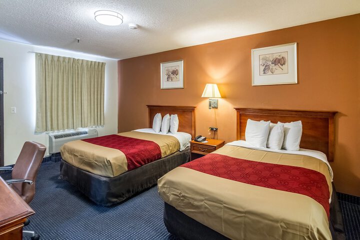 Room 40 of 49