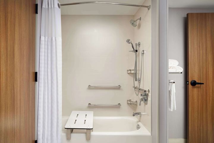 Hyatt Place Melbourne Airport