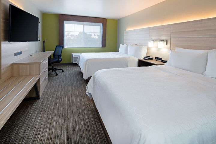 Room 9 of 27