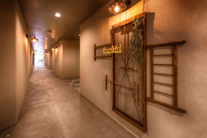 Ballroom/Hall 24 of 27