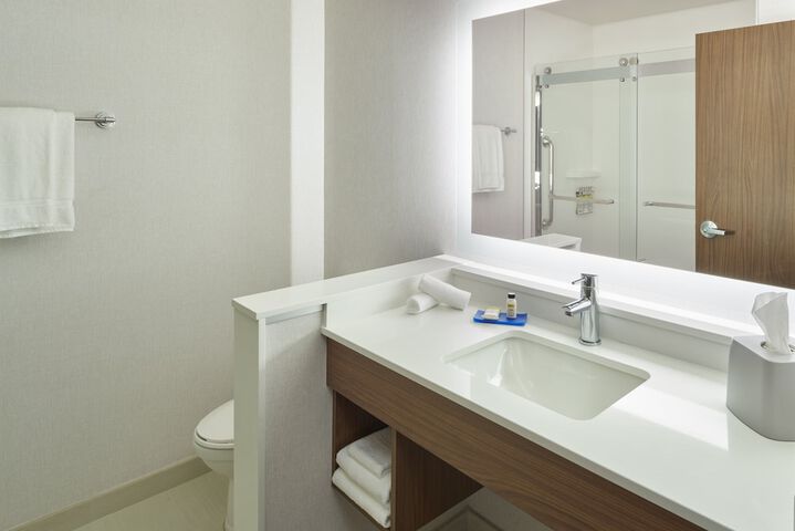 Holiday Inn Express Doral Miami by IHG