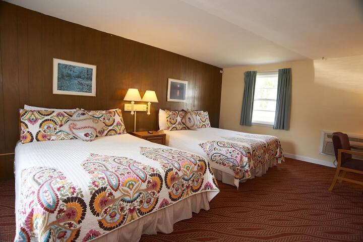 Room 10 of 23