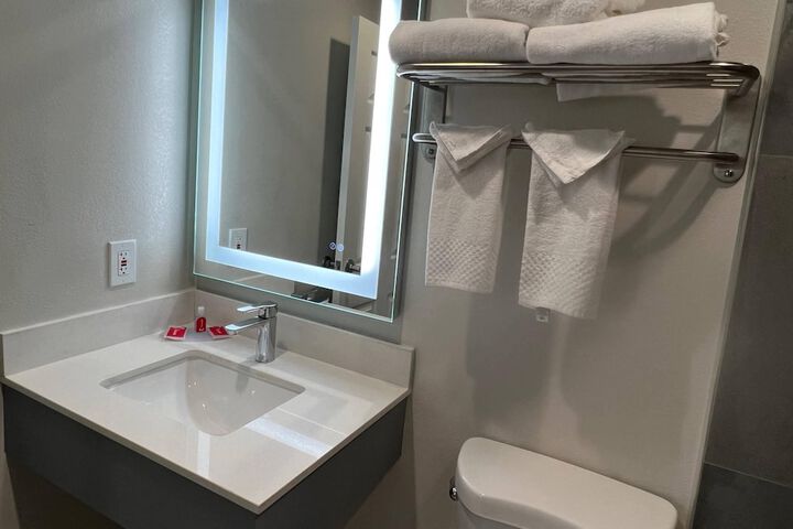 Quality Inn Tracy I-205