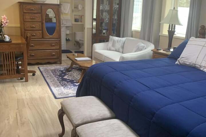 Room 14 of 42