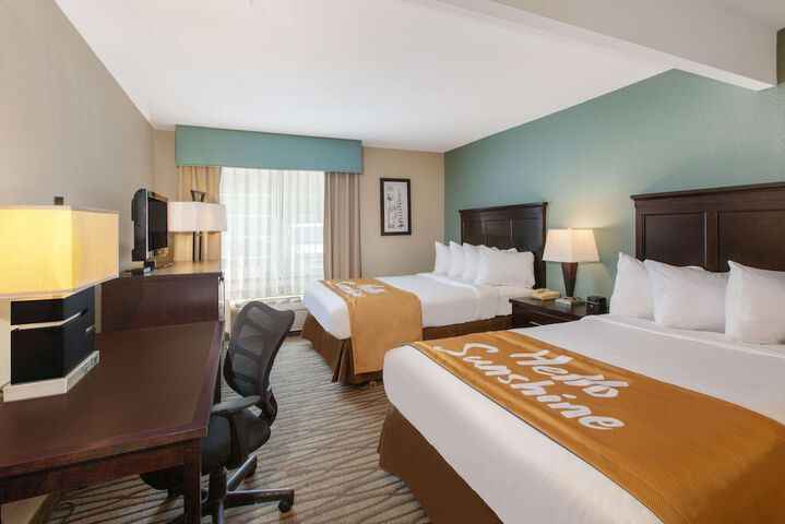 Room 16 of 27