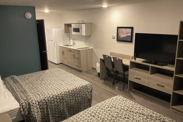 Woodspring Suites East Lansing - University Area
