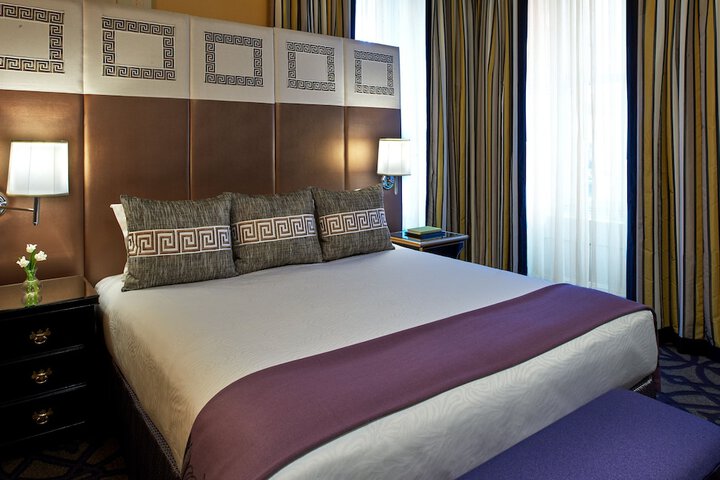 Room 31 of 61