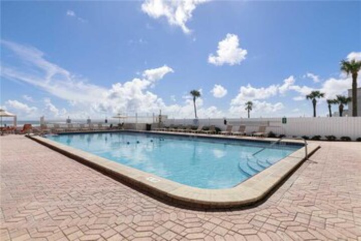 Ocean Jewel 364 Studio Condo