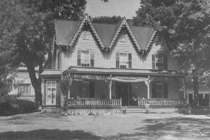 Stamford Gables Bed and Breakfast