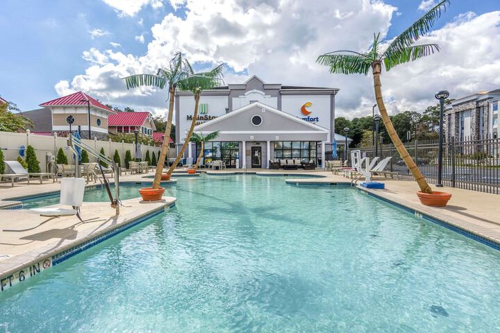 Pool 7 of 41