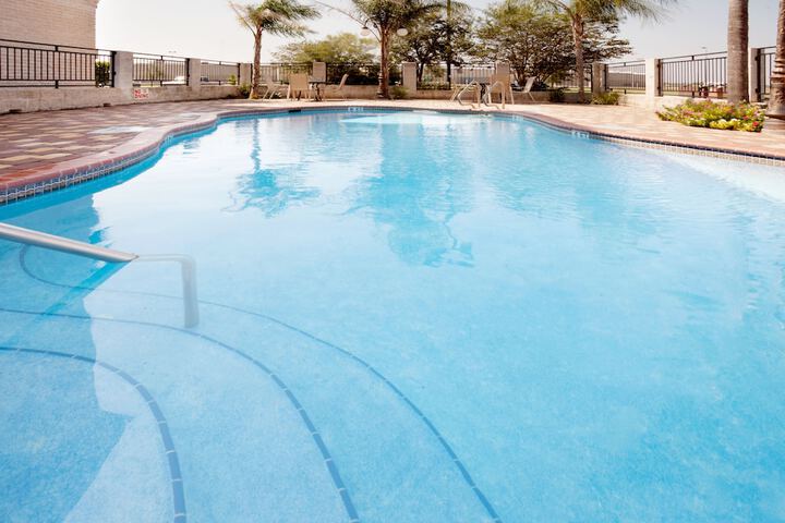 Pool 9 of 43
