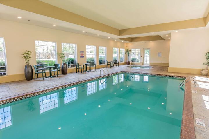 Pool 4 of 39