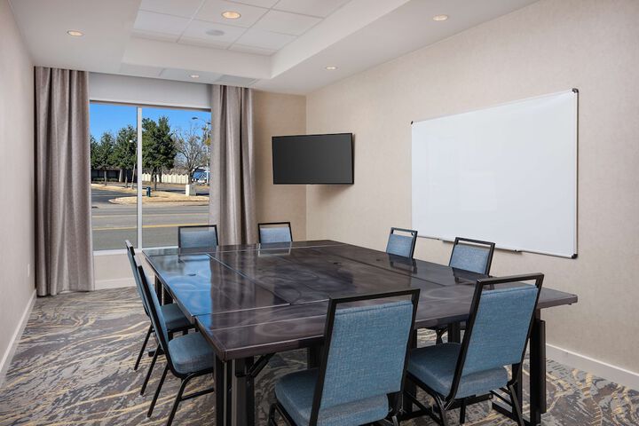 Hampton Inn & Suites Huntsville Downtown