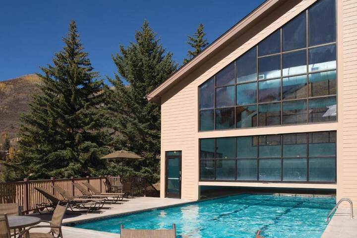 Pool 13 of 44