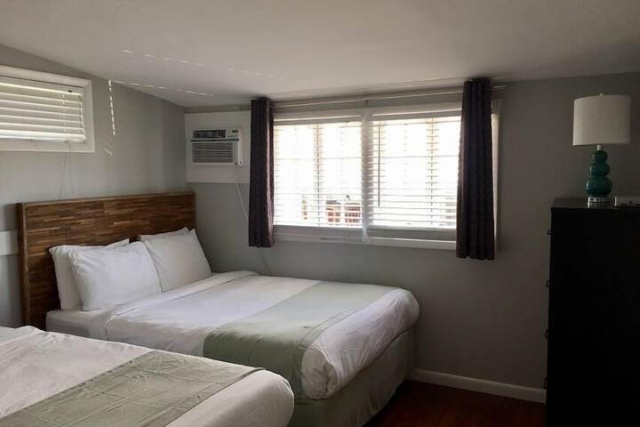 Room 106 of 259
