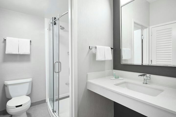 Courtyard by Marriott St. Louis Creve Coeur