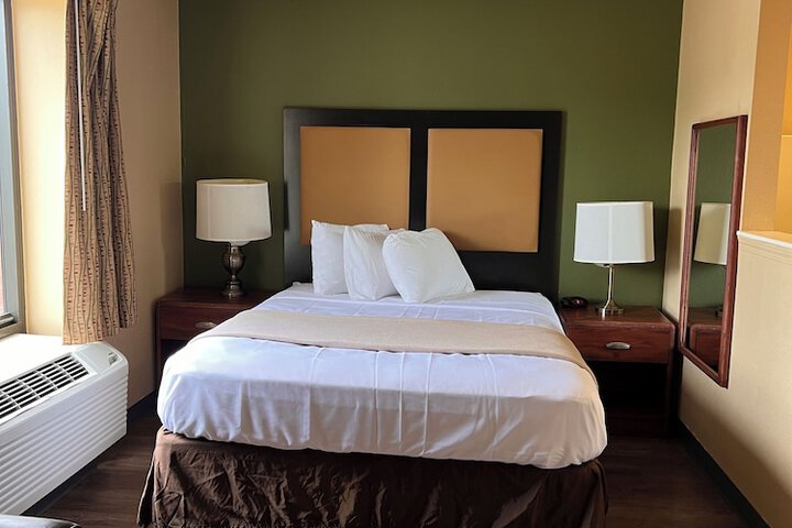 Room 39 of 43