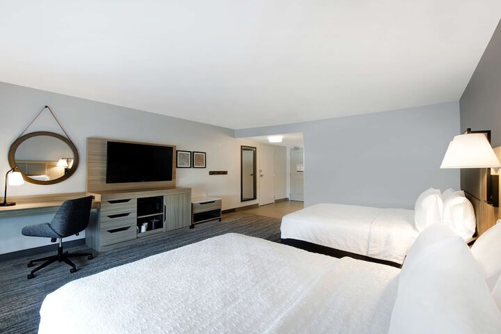 Hampton Inn Anderson / Alliance Business Park