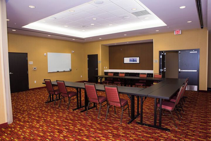 Courtyard by Marriott Lubbock Downtown / University Area