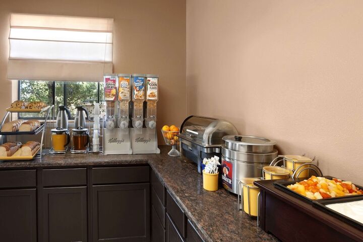Breakfast/Coffee Service 43 of 44