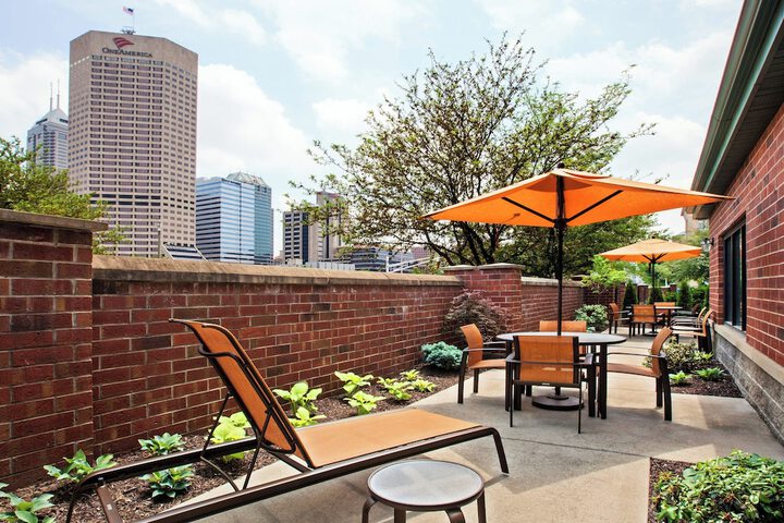 Terrace/Patio 23 of 24