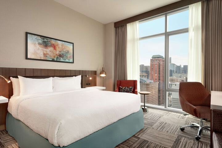 Room 15 of 25