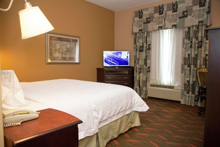 Room 40 of 64