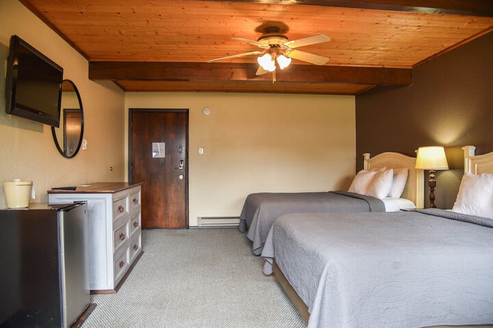 Room 82 of 157