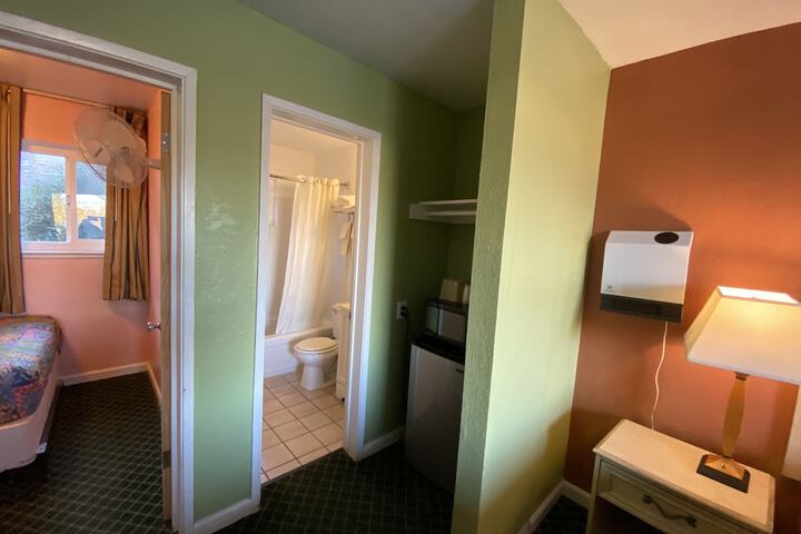 Room 36 of 78