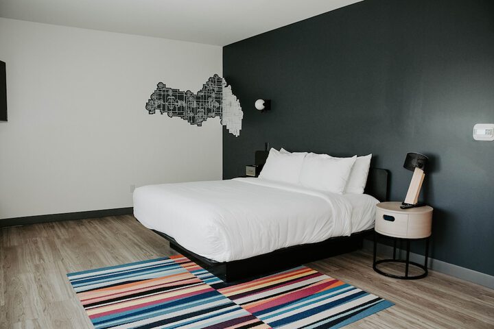 Room 20 of 44