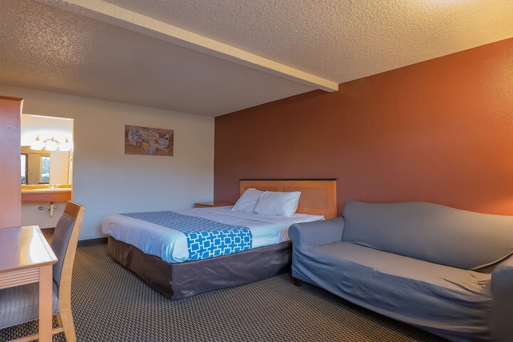 Travelodge by Wyndham Chehalis
