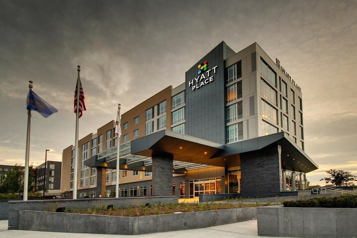 Hyatt Place Milwaukee / Downtown