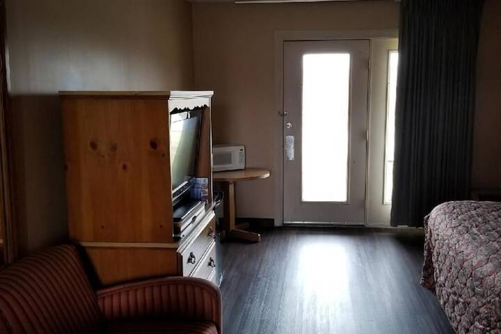 Room 27 of 41