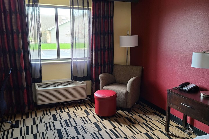 Room 28 of 41