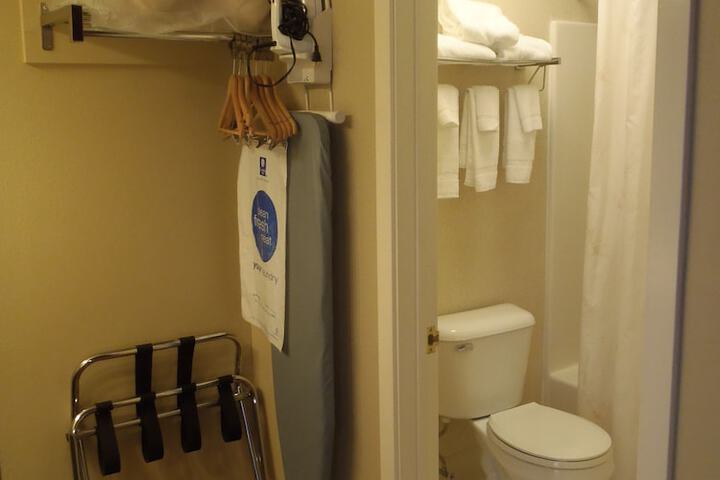 Comfort Inn & Suites Dayville - Killingly Industrial Park
