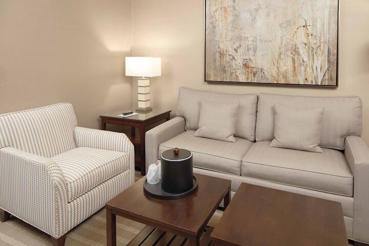 Ethan Allen Hotel