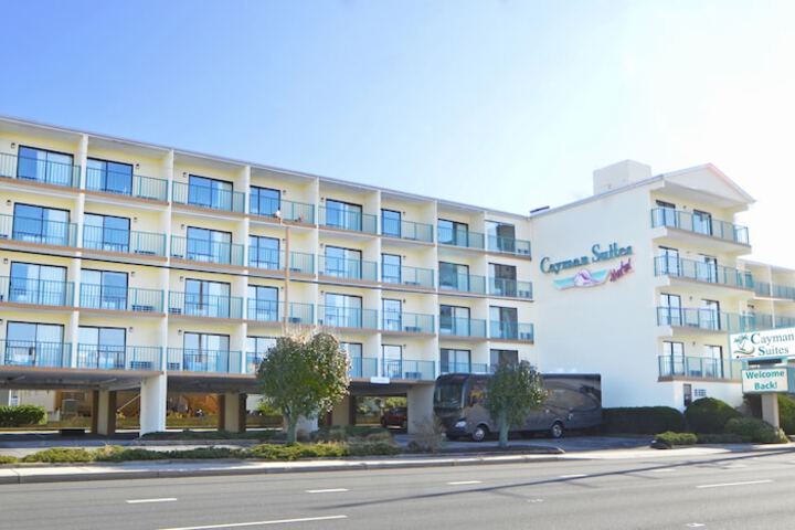 Hotel 2 of 51