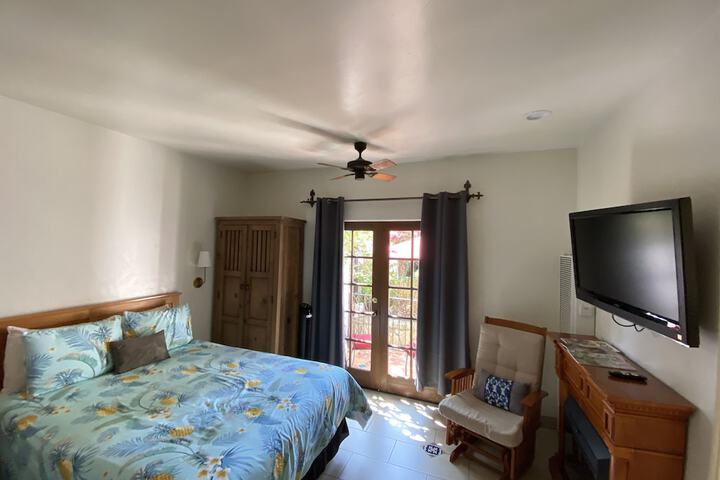 Room 50 of 128