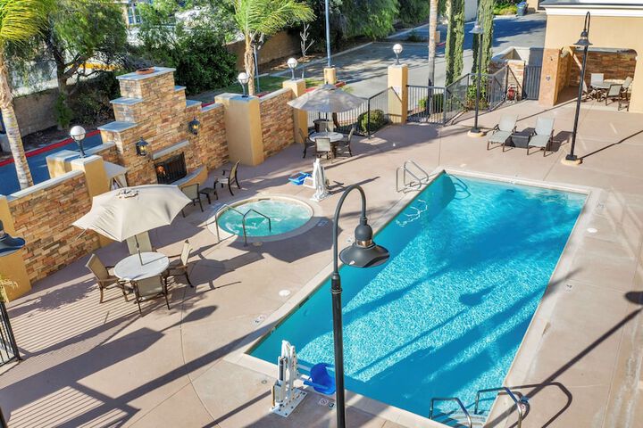 Pool 3 of 34