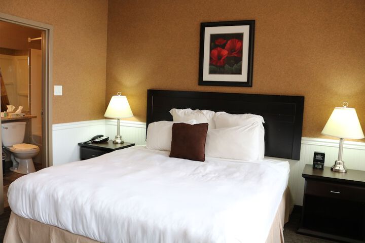 Nomad Hotel and Suites