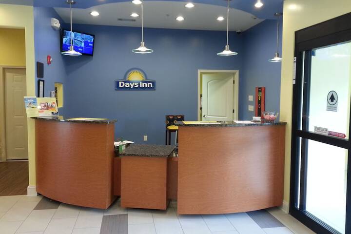 Days Inn by Wyndham Fultondale