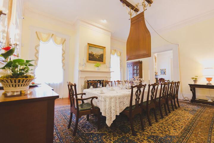 Dining 43 of 47