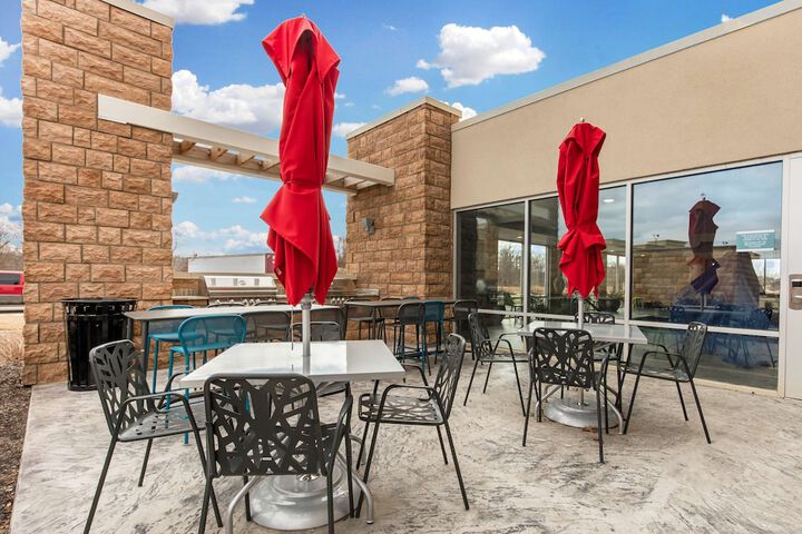 Terrace/Patio 28 of 30