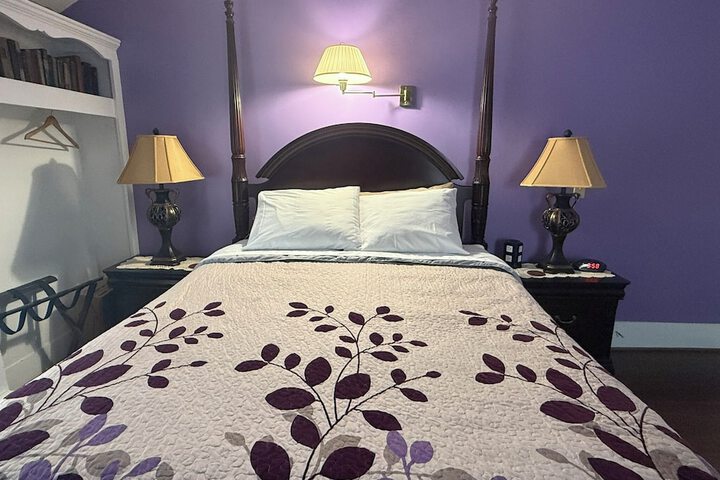 Room 53 of 63