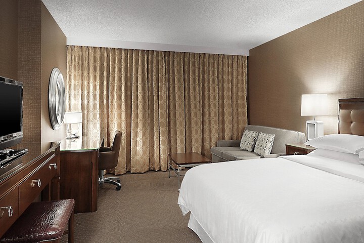 Room 37 of 100