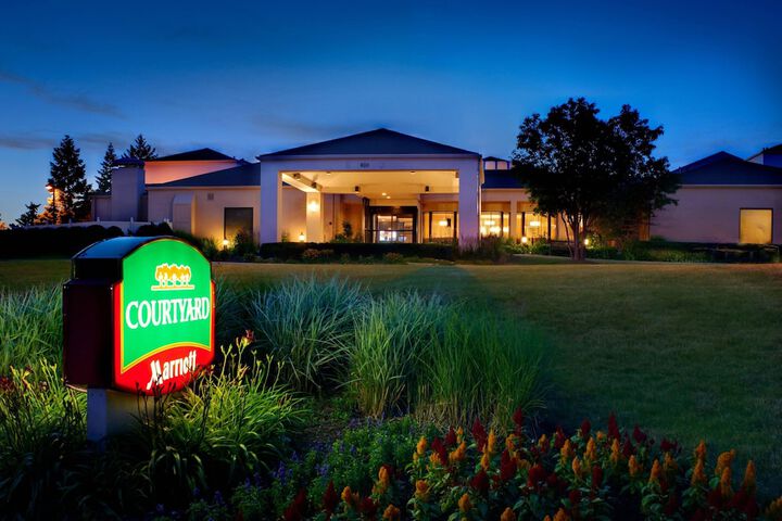 Hotel 2 of 32